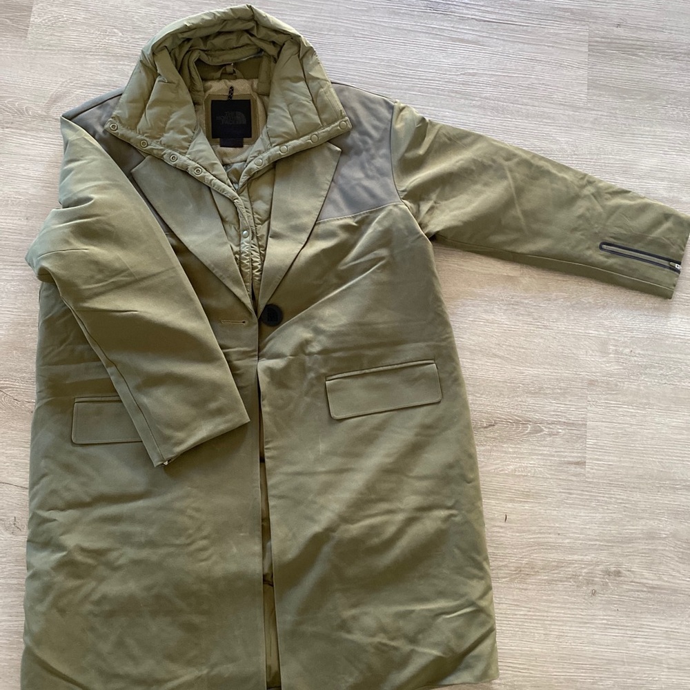 North Face Army Green Jacket. Size L
